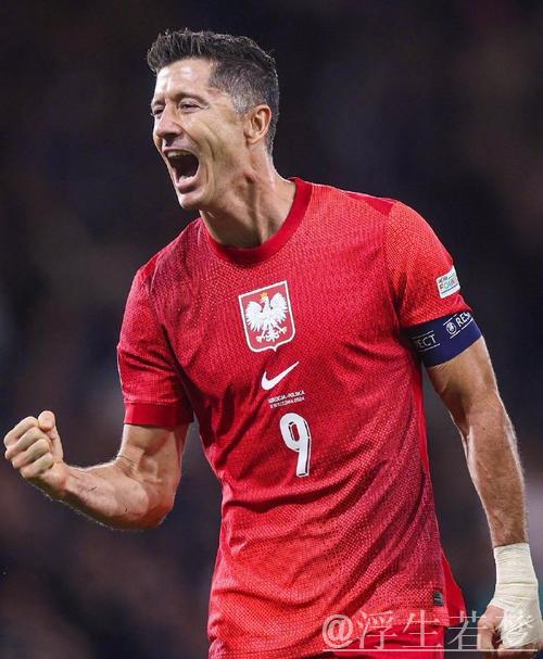 费尔明助攻头球 莱万凌空勾射破门